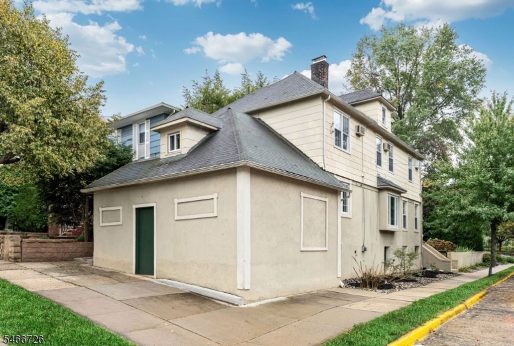 713 Lincoln Ave, Ridgefield Park Village, NJ 07660 — photo 2
