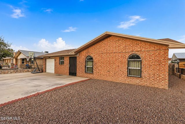10804 SAPPHIRE Street, El Paso, TX 79924