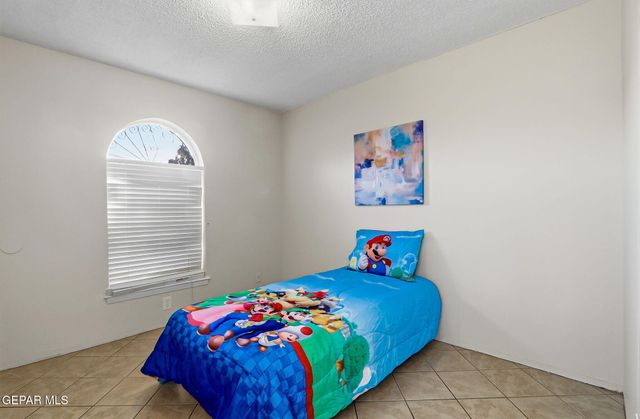 10804 SAPPHIRE Street, El Paso, TX 79924