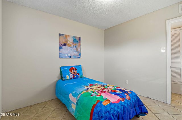 10804 SAPPHIRE Street, El Paso, TX 79924