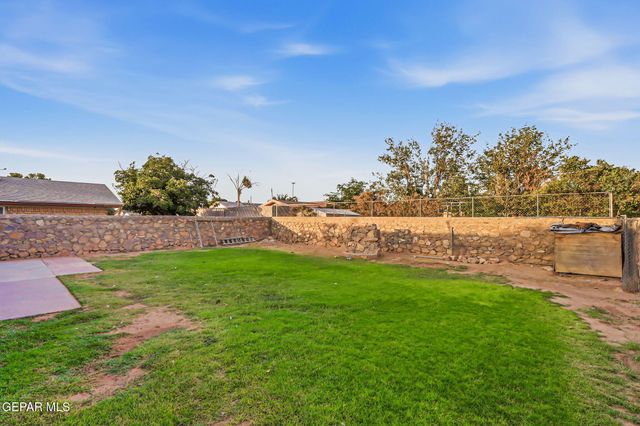 10804 SAPPHIRE Street, El Paso, TX 79924