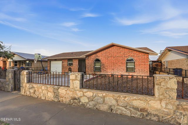 10804 SAPPHIRE Street, El Paso, TX 79924