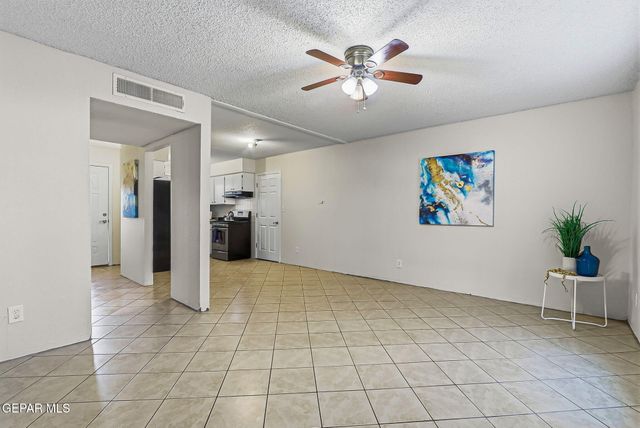 10804 SAPPHIRE Street, El Paso, TX 79924