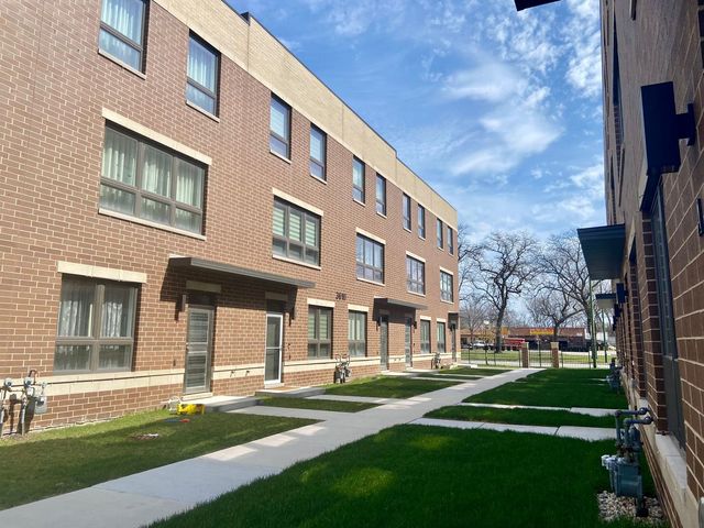 3638 S Western Avenue A, Chicago, IL 60609