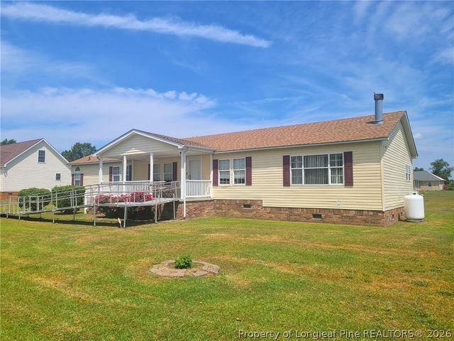 100 L McMillian Road, Raeford, NC 28376