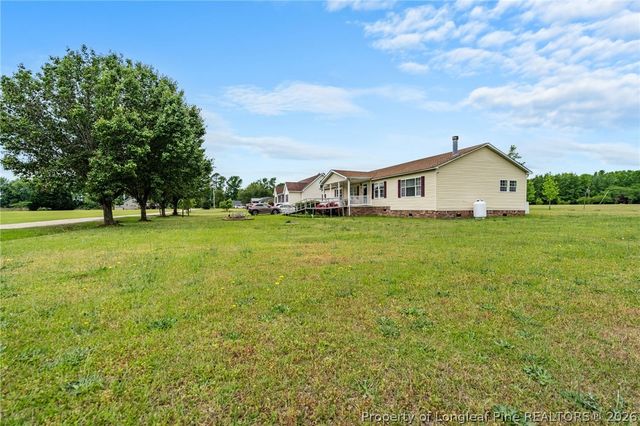 100 L McMillian Road, Raeford, NC 28376
