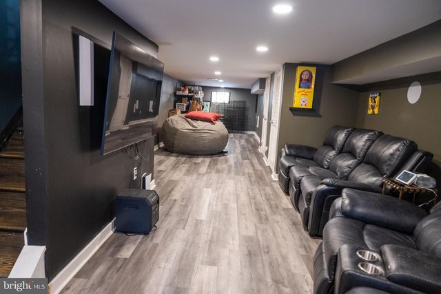 823 S 56TH ST, Philadelphia, PA 19143