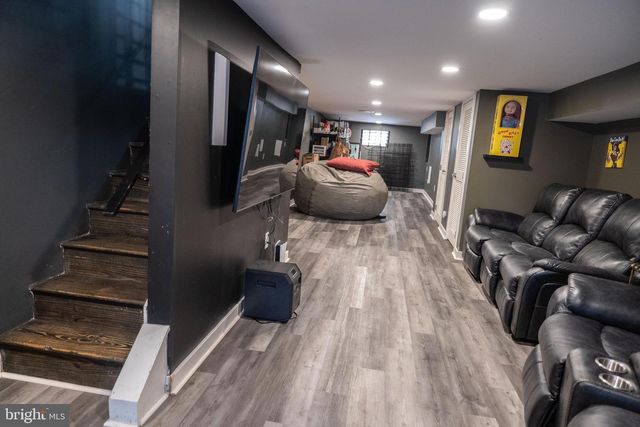 823 S 56TH ST, Philadelphia, PA 19143