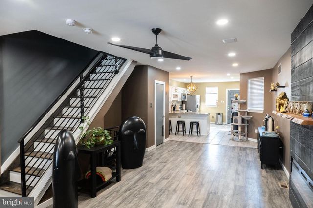 823 S 56TH ST, Philadelphia, PA 19143