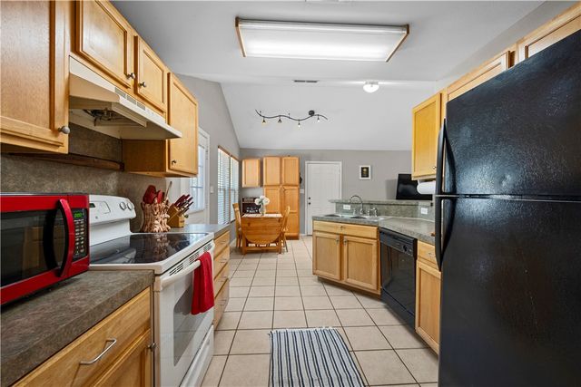 2625 Henrietta Pl, Ingleside, TX 78362