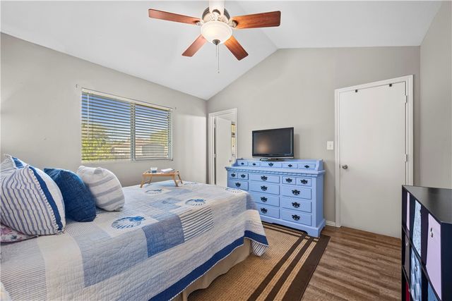 2625 Henrietta Pl, Ingleside, TX 78362