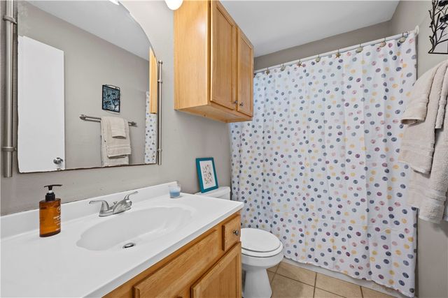 2625 Henrietta Pl, Ingleside, TX 78362