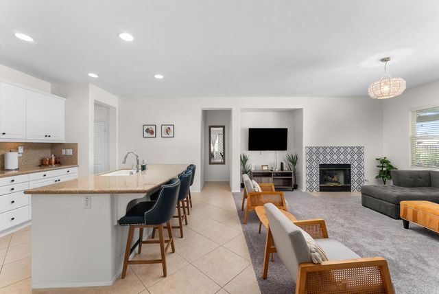 82642 Redford Way, Indio, CA 92201