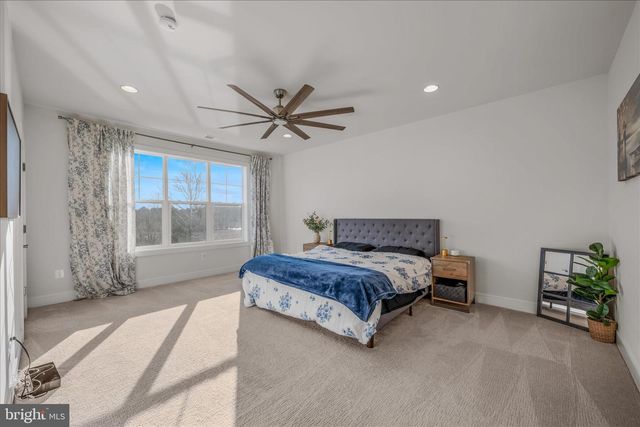 56 JANE WASHINGTON CT, Charles Town, WV 25414