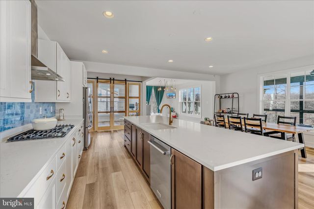 56 JANE WASHINGTON CT, Charles Town, WV 25414