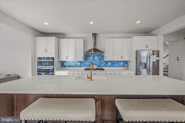 56 JANE WASHINGTON CT, Charles Town, WV 25414