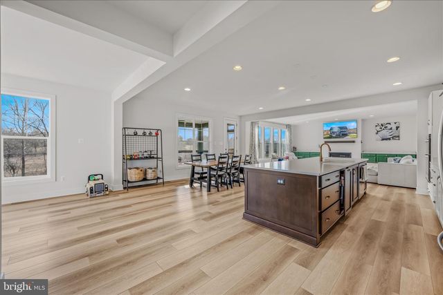 56 JANE WASHINGTON CT, Charles Town, WV 25414