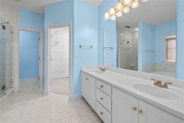110 Brookstone Way, Central, SC 29630