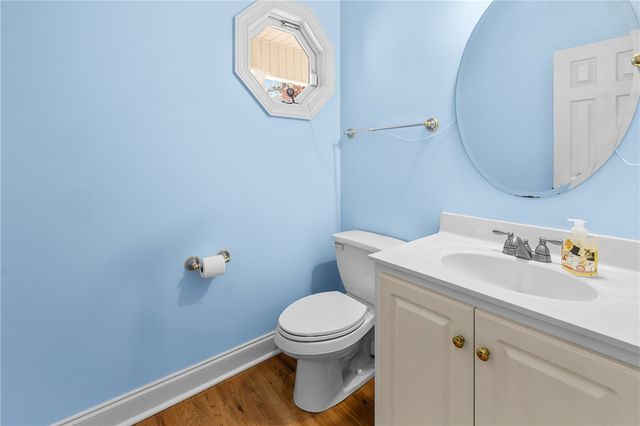 110 Brookstone Way, Central, SC 29630