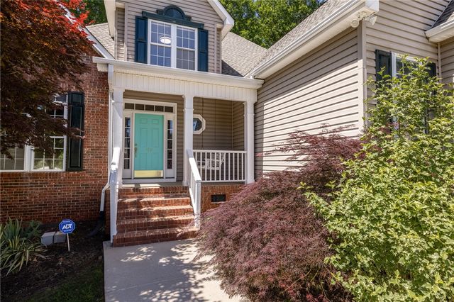 110 Brookstone Way, Central, SC 29630