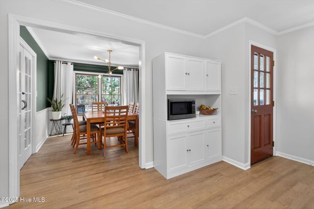 1901 Red Oak Lane, Clayton, NC 27520