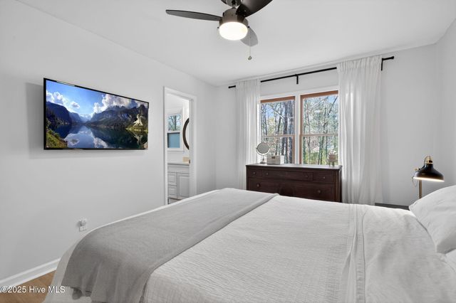 1901 Red Oak Lane, Clayton, NC 27520