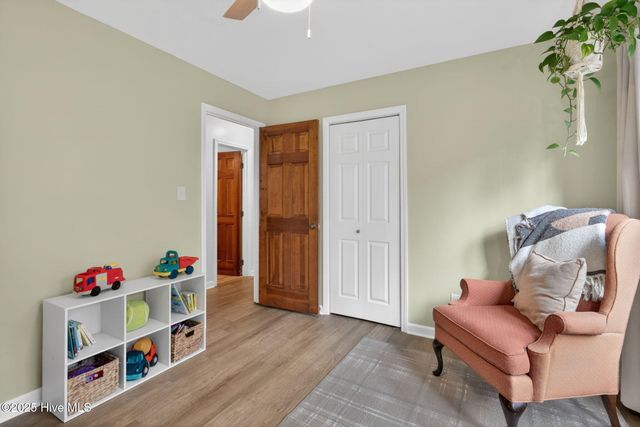 1901 Red Oak Lane, Clayton, NC 27520