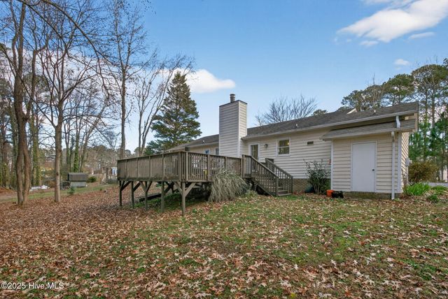 1901 Red Oak Lane, Clayton, NC 27520