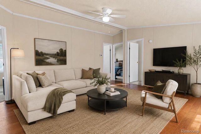 351 North Squirrel Rd 38, Auburn Hills, MI 48326