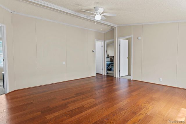 351 North Squirrel Rd 38, Auburn Hills, MI 48326