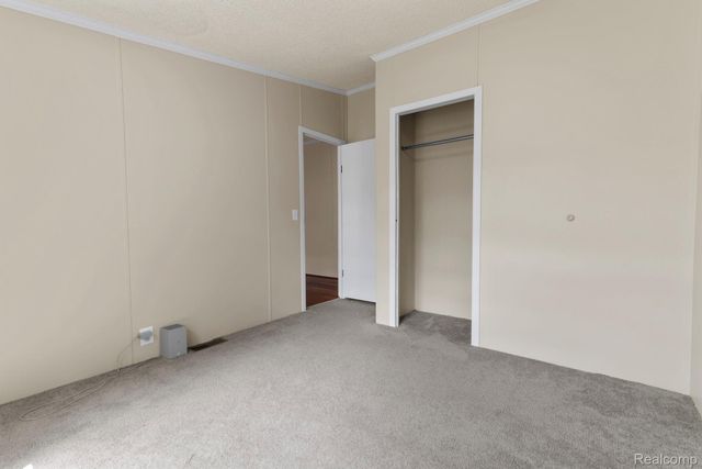 351 North Squirrel Rd 38, Auburn Hills, MI 48326