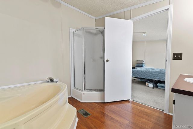 351 North Squirrel Rd 38, Auburn Hills, MI 48326