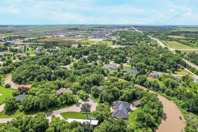 131 49th Avenue E, West Fargo, ND 58078