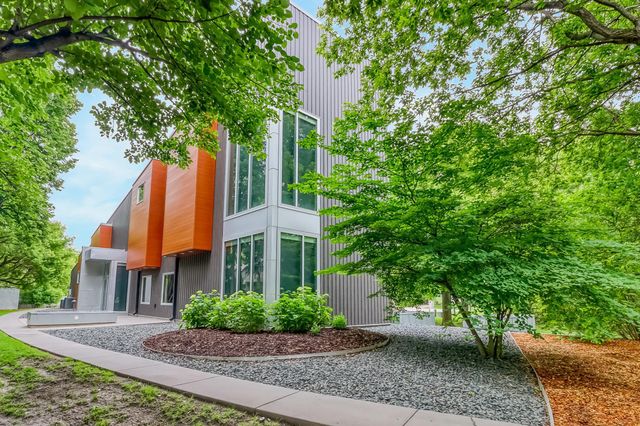 131 49th Avenue E, West Fargo, ND 58078