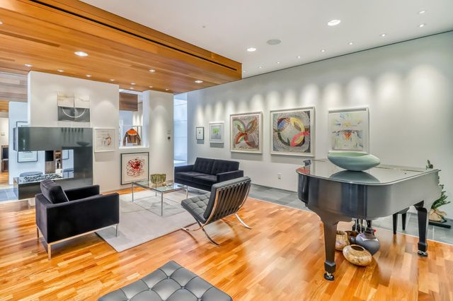 131 49th Avenue E, West Fargo, ND 58078