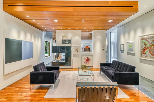 131 49th Avenue E, West Fargo, ND 58078