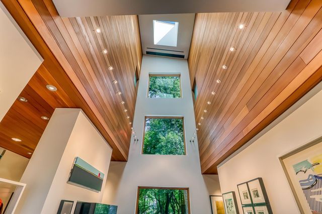 131 49th Avenue E, West Fargo, ND 58078