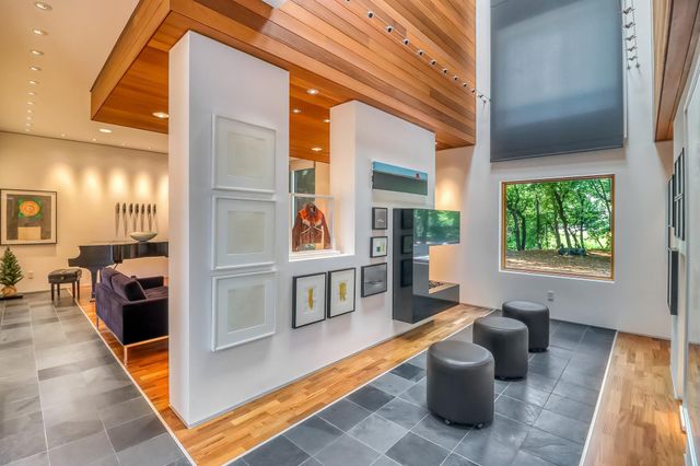 131 49th Avenue E, West Fargo, ND 58078