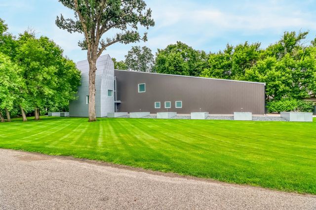 131 49th Avenue E, West Fargo, ND 58078