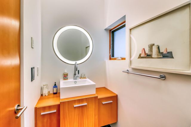 131 49th Avenue E, West Fargo, ND 58078