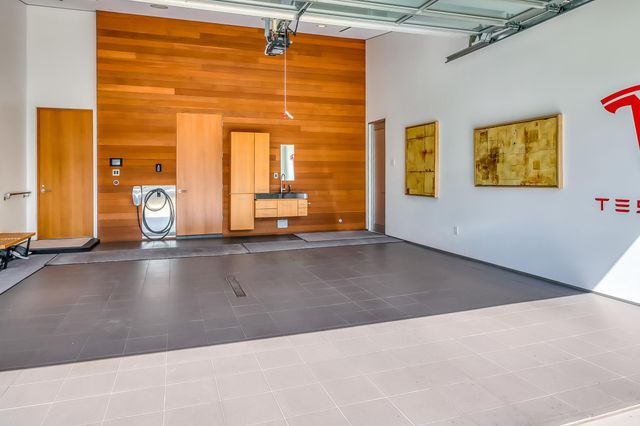 131 49th Avenue E, West Fargo, ND 58078