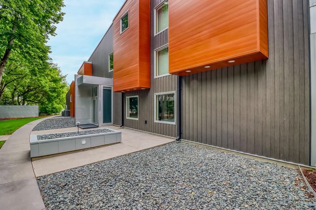 131 49th Avenue E, West Fargo, ND 58078