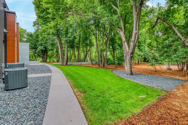 131 49th Avenue E, West Fargo, ND 58078