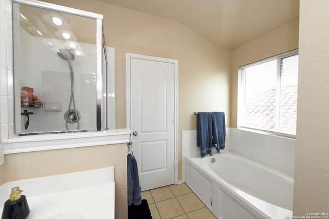 1119 Pinnacle Fls, San Antonio, TX 78260