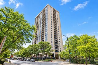 2605 S Indiana Avenue 1007A, Chicago, IL 60616