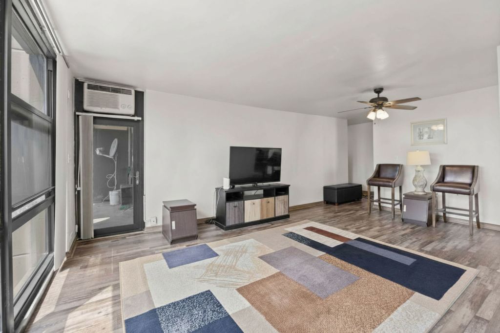 2605 S Indiana Avenue 1007A, Chicago, IL 60616 — photo 4
