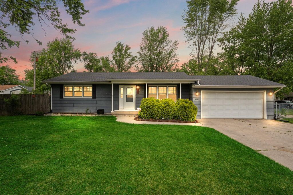 1791 Jeffery Drive, Lowell, IN 46356