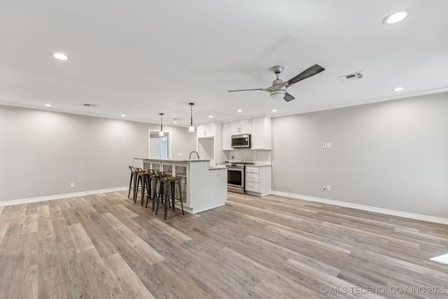 2824 New Prue Road, Sand Springs, OK 74063