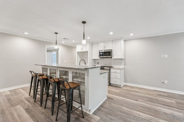 2824 New Prue Road, Sand Springs, OK 74063