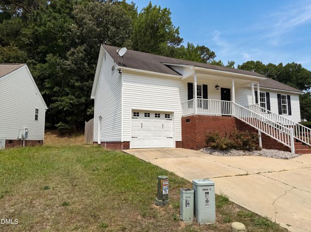 1024 Laurel Leaf Road, Zebulon, NC 27597